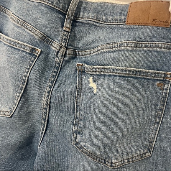 Madewell The Perfect Vintage Jean Size 29 Petite Straight Leg Jean Distressed - Picture 6 of 11